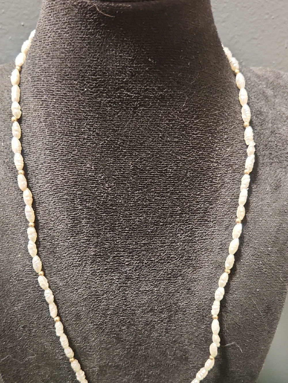Vintage White Freshwater Pearl & Gold Accent Necklace